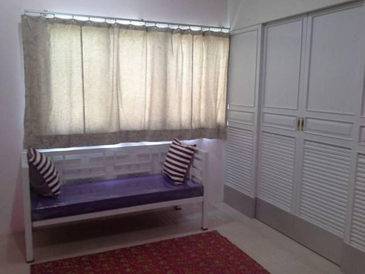Hostel Buorana Chonburi Exterior foto